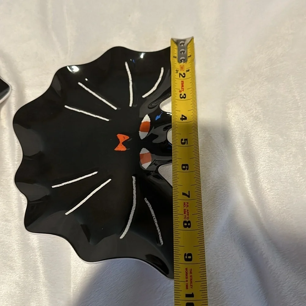 Target Hyde & EEK! Boutique™ Halloween 2 Figural Dining Plates 'Bat' (Set of 2)